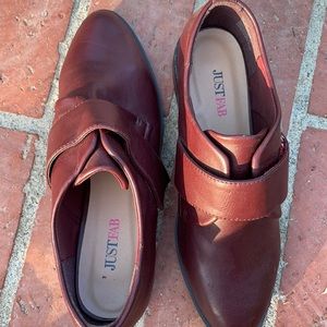 JustFab burgundy Velcro loafers
